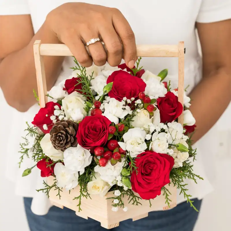  December Flower Bouquet