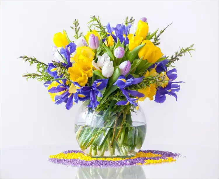 Jonquil Flower Bouquet