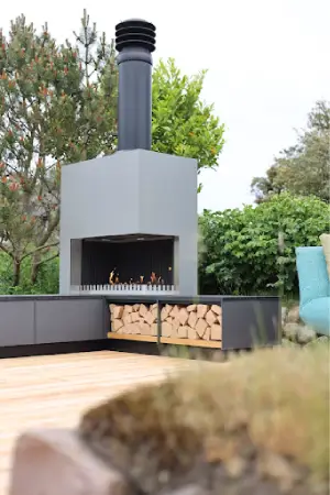 outdoor-fireplace